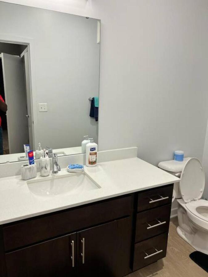 Private Bedroom Fountain Square - Shared إنديانابوليس المظهر الخارجي الصورة